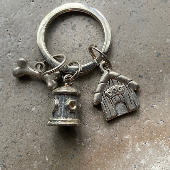 2 dog themed keychains - Picture 5 of 8